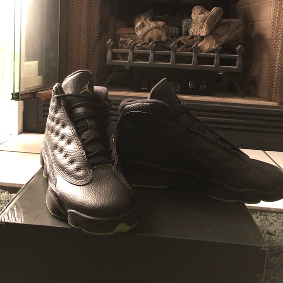 Air Jordan 13 Retro BG - Picture 2 of 3